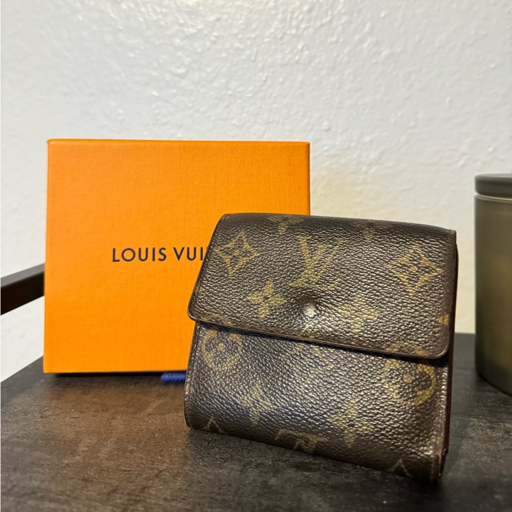 Authentic monogram LV Elise Compact Wallet